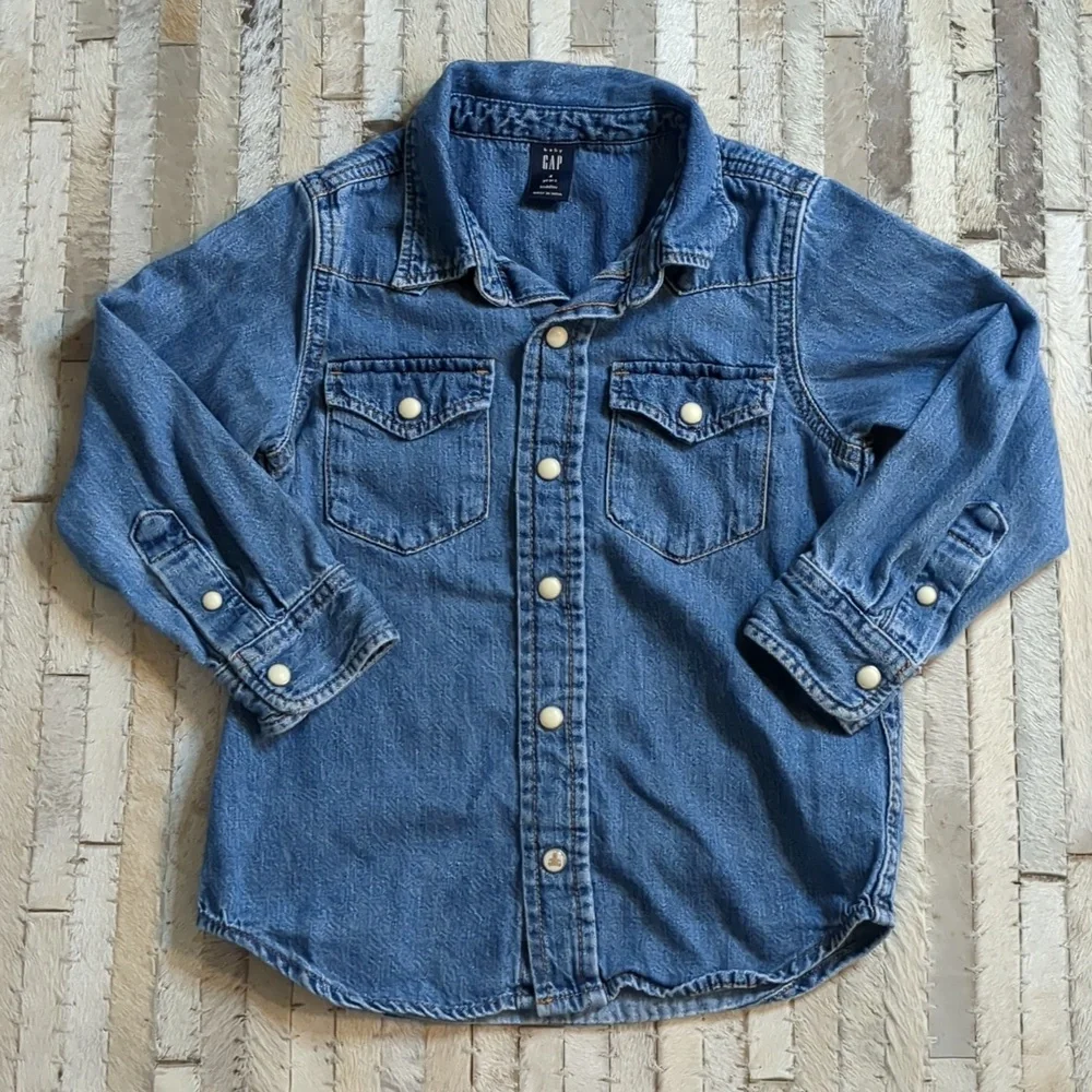 Baby GAP Denim Button Down Long-Sleeve Shirt‎